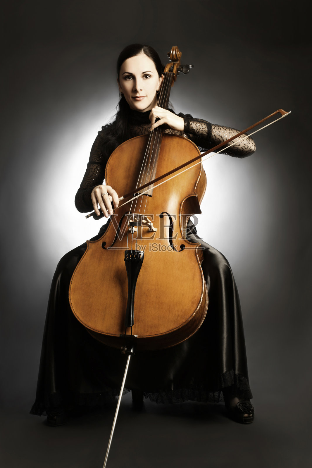 大提琴古典音乐家大提琴家。照片摄影图片
