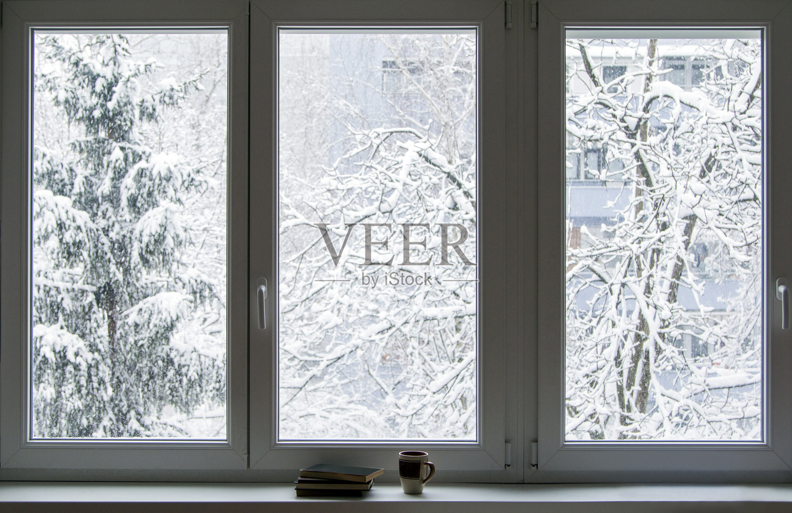 窗口在冬天照片摄影图片