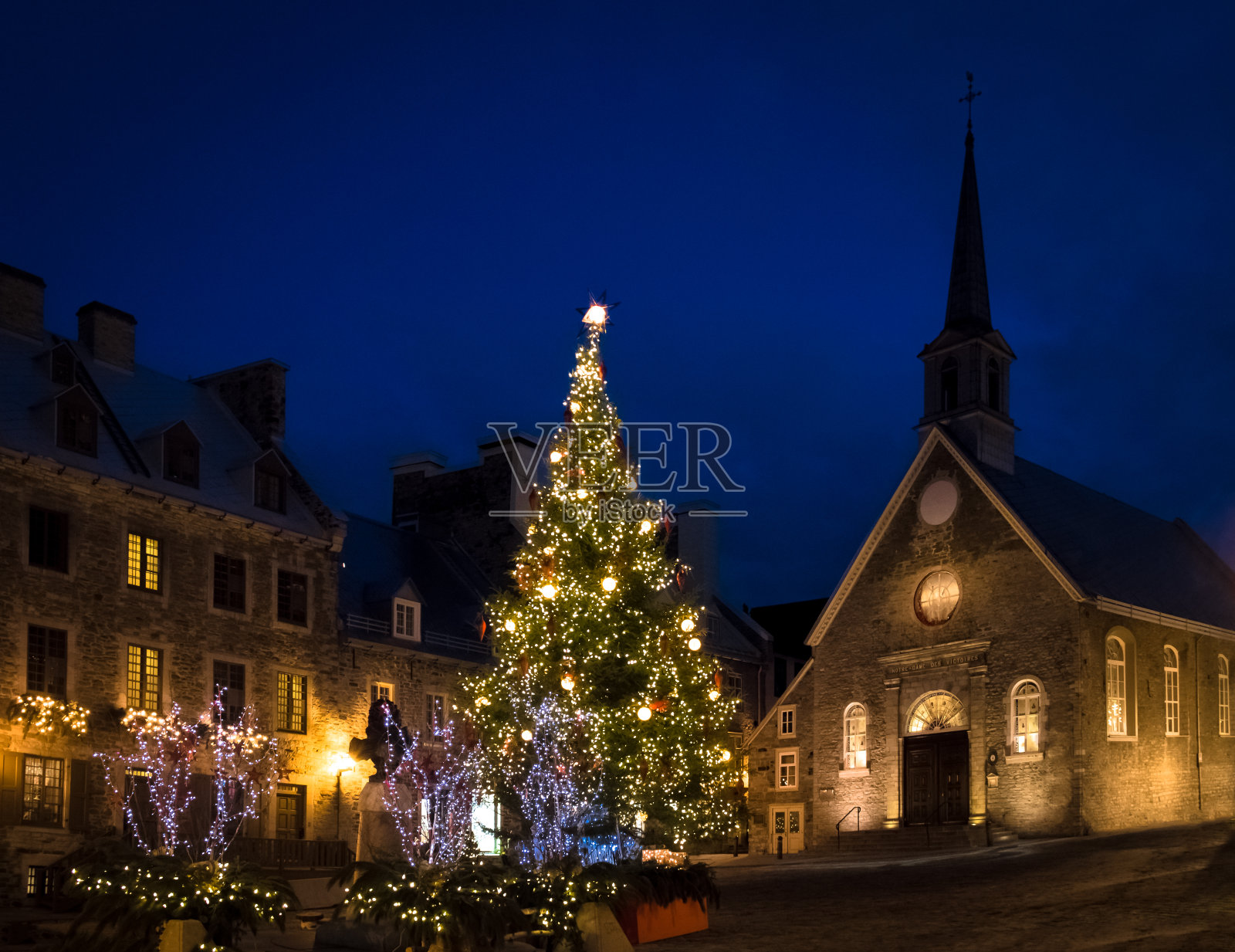 皇家广场装饰圣诞节-魁北克市，加拿大照片摄影图片