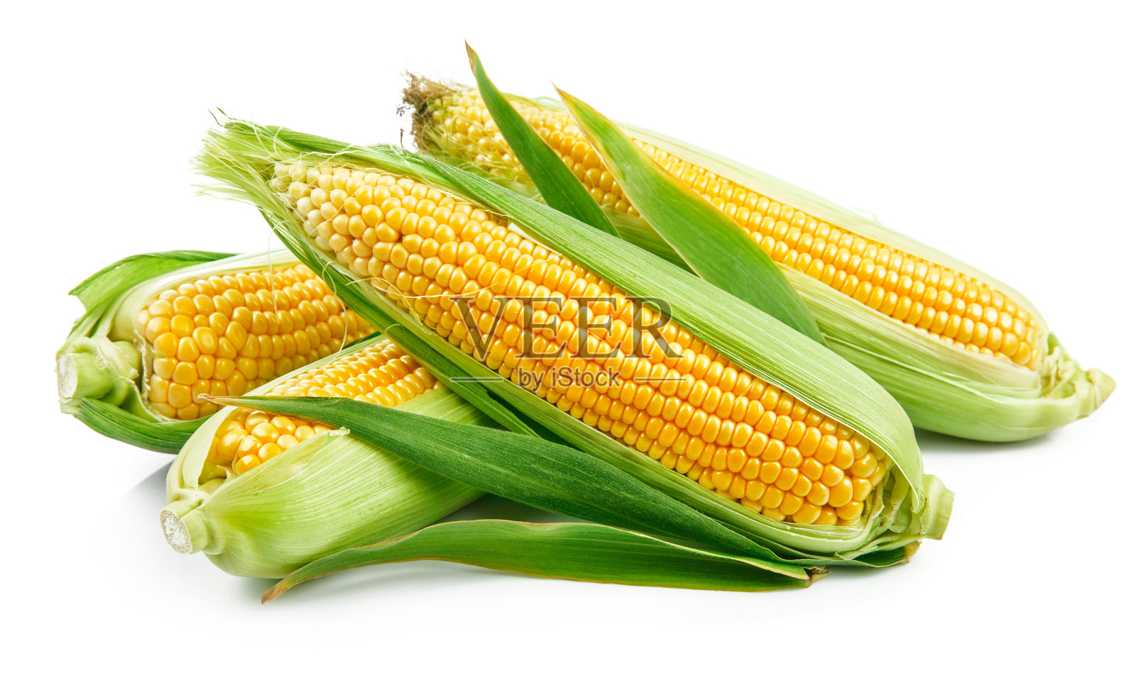 新鲜玉米配绿叶静物蔬菜照片摄影图片