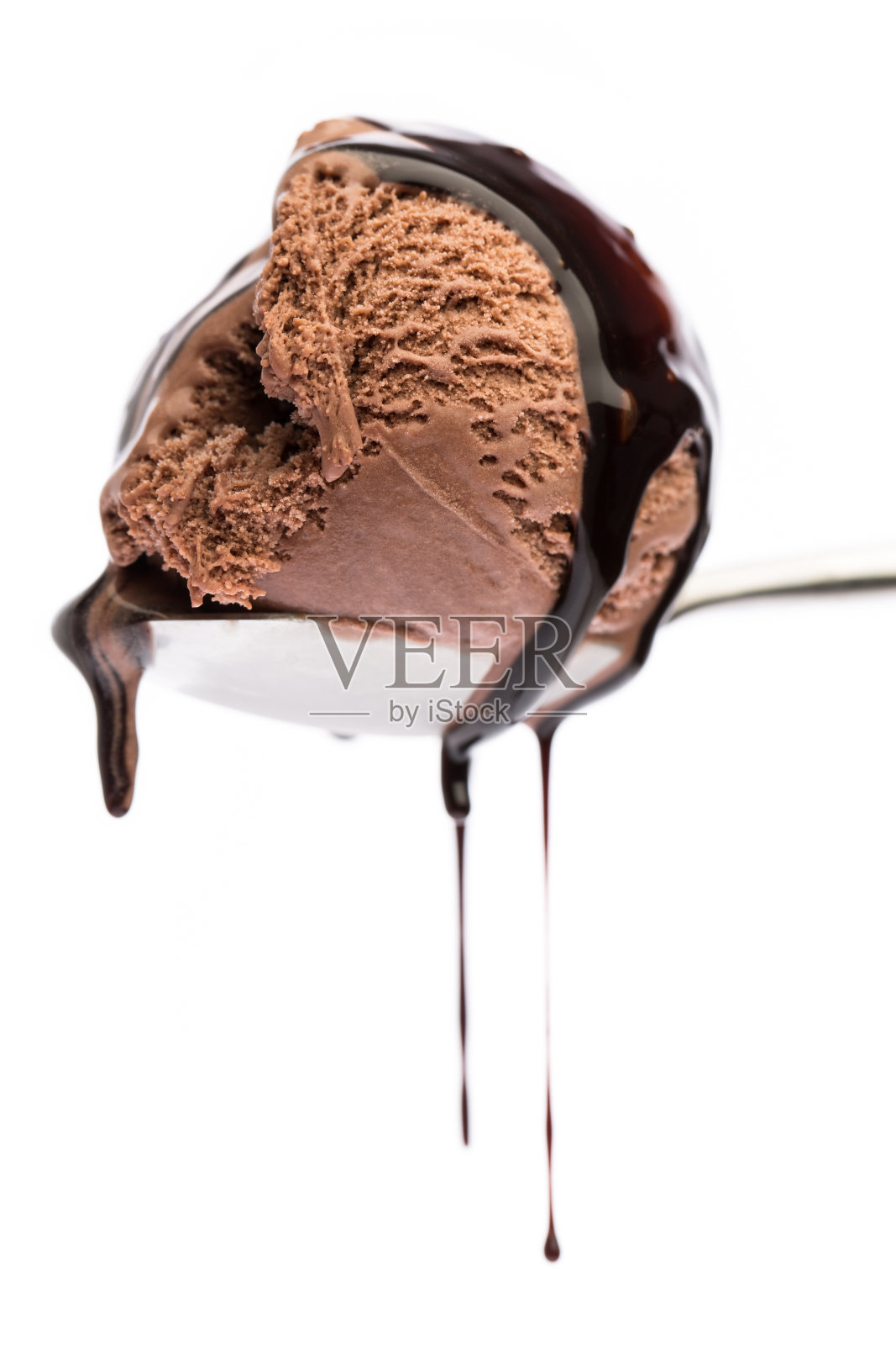 满满一勺巧克力冰淇淋孤立在白色照片摄影图片