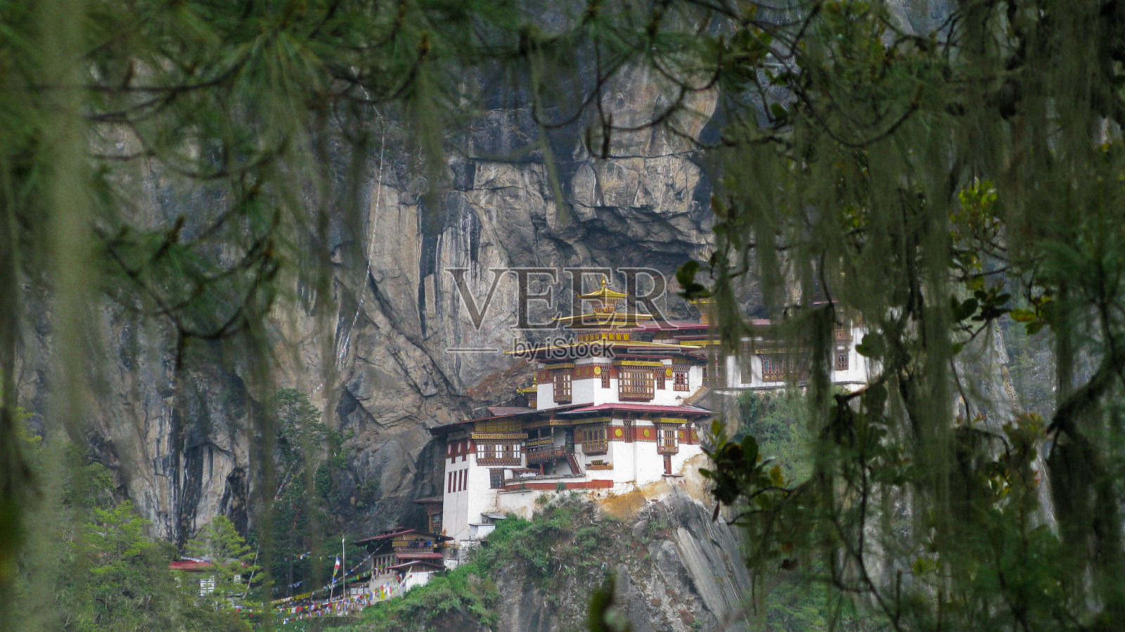 Taktsang lakhang又名虎妞窝寺不丹照片摄影图片