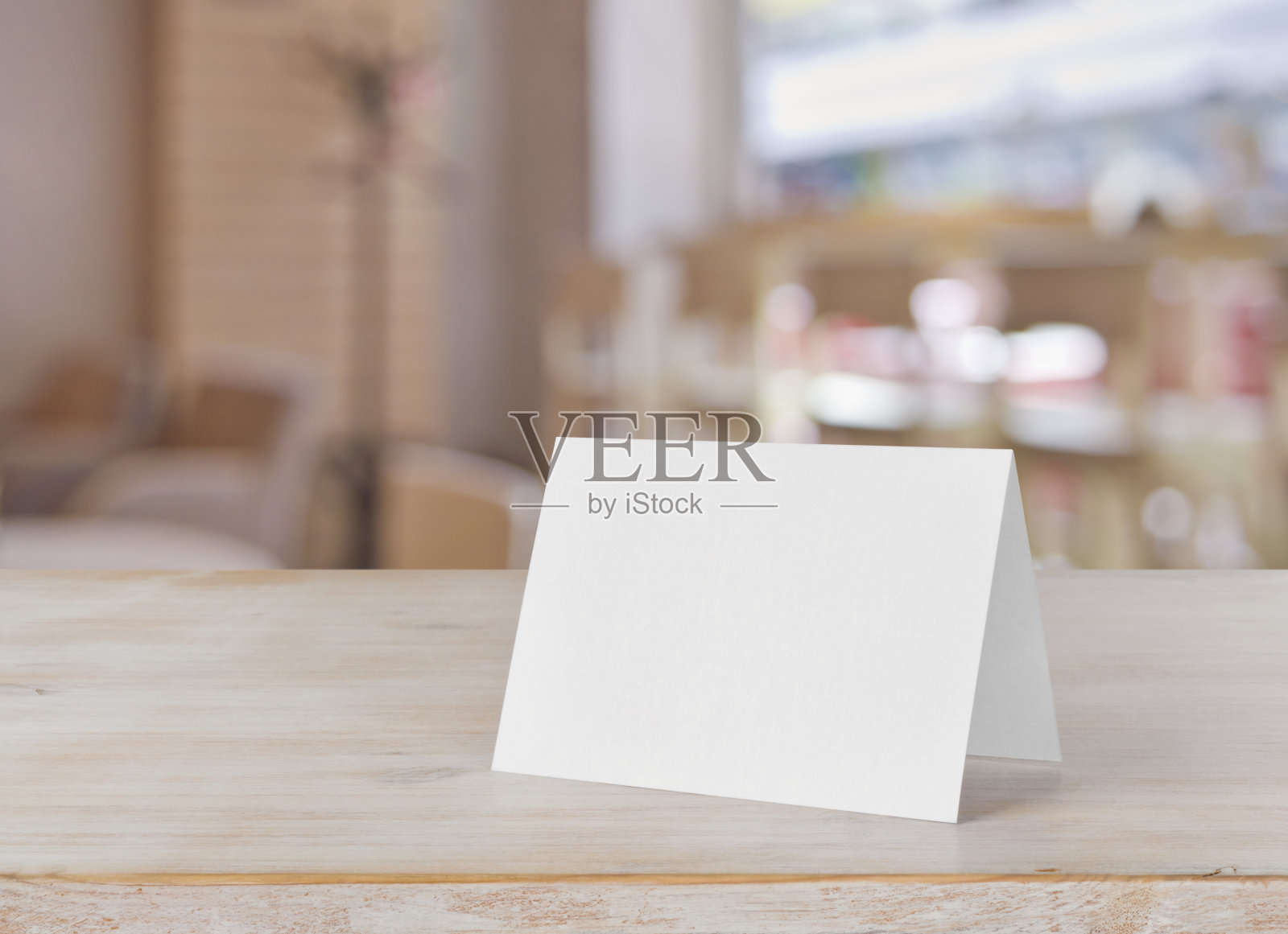 空白纸桌上卡在木桌上的酒吧背景照片摄影图片