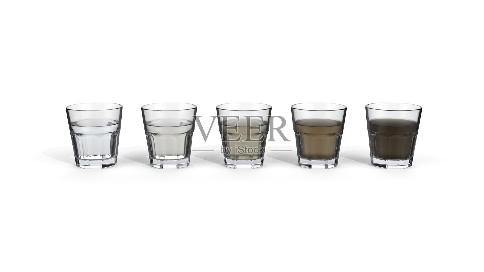 饮用不同质量的自来水的玻璃杯。照片摄影图片