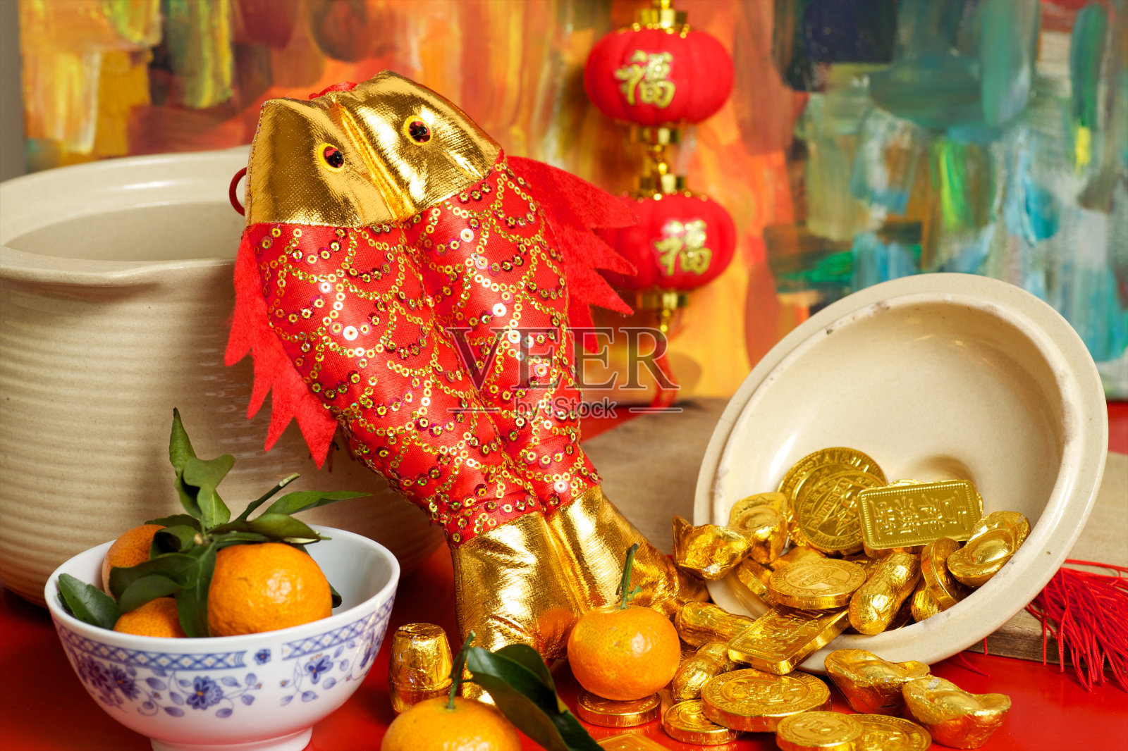 农历新年的装饰品和食物照片摄影图片