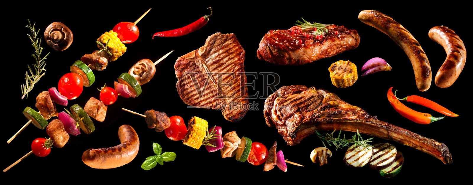 各种烤肉和蔬菜的拼贴画照片摄影图片