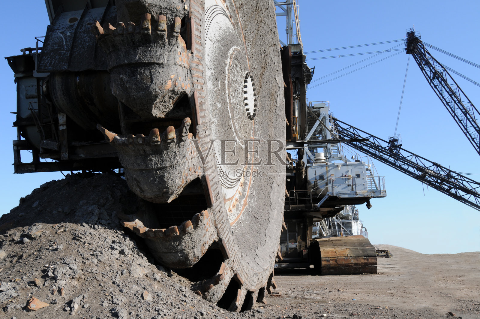 阿尔伯塔省油砂矿机械的特写照片摄影图片
