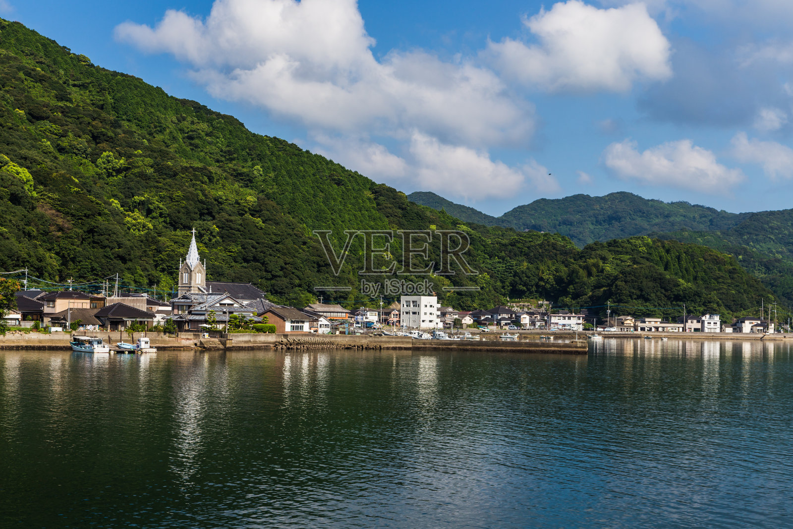 日本九州天草的崎津教堂照片摄影图片