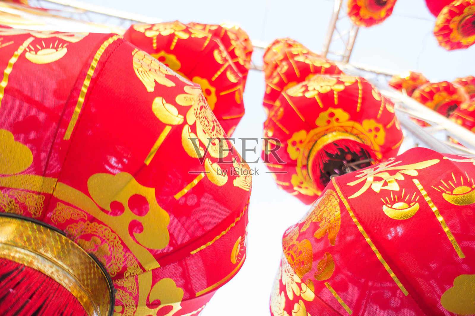 中国的灯笼经常出现在中国新年。照片摄影图片