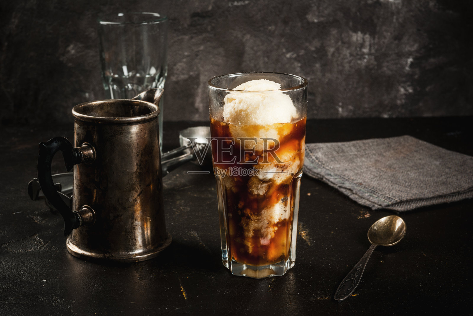 阿佛加托咖啡和冰淇淋照片摄影图片