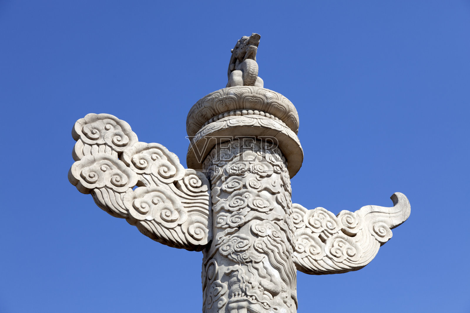 天安门广场的石柱照片摄影图片