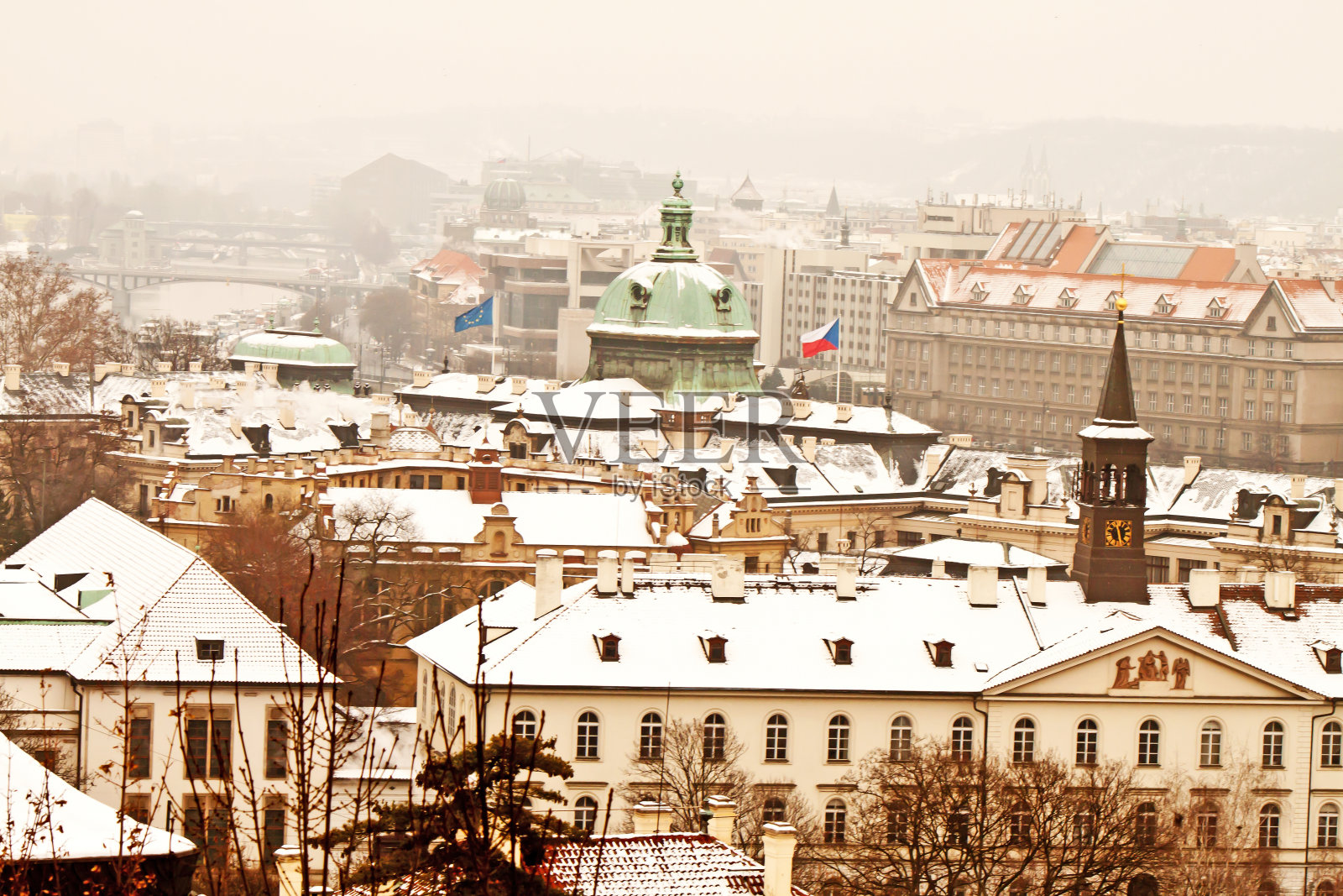 布拉格的全景和它的地标照片摄影图片