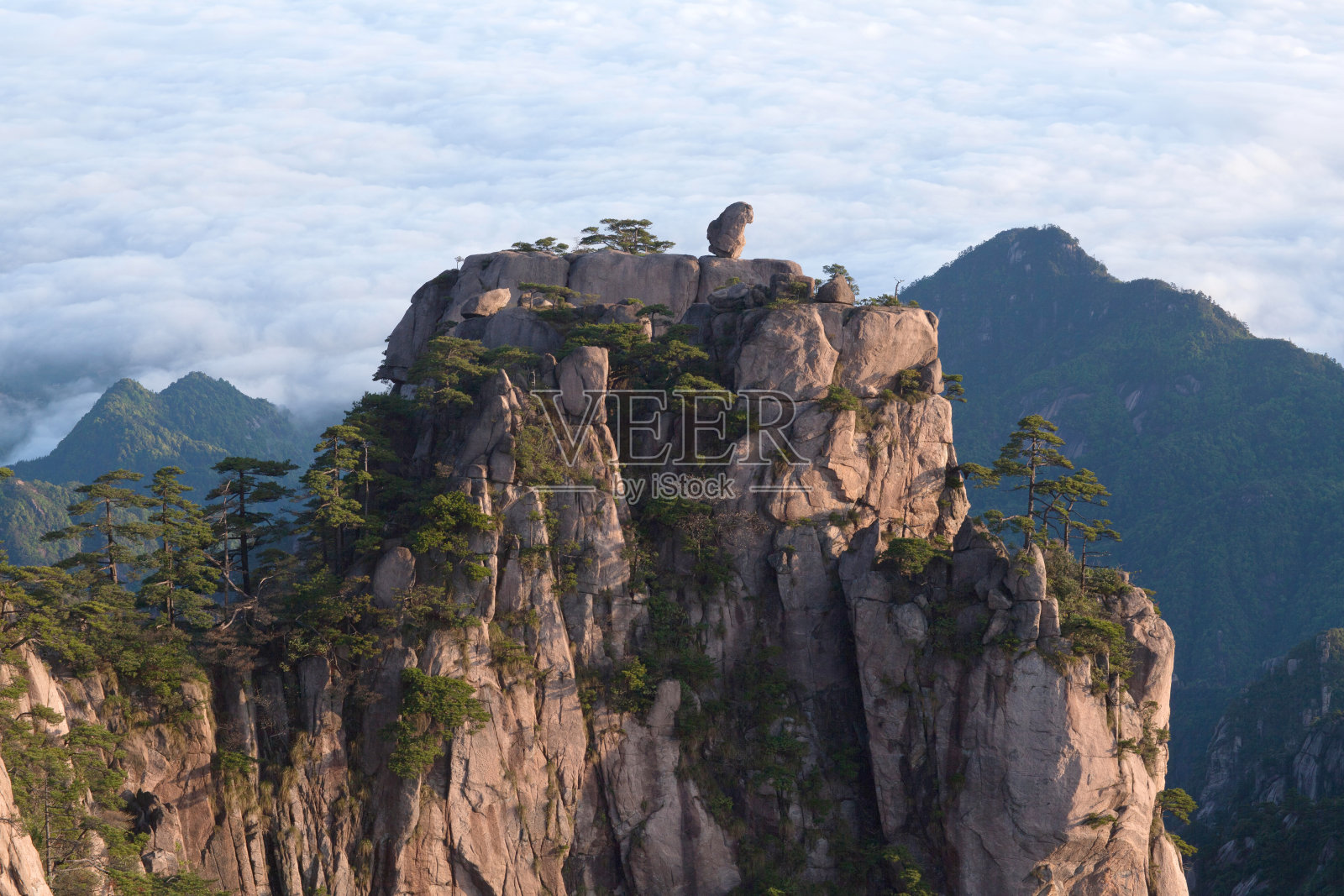 黄山在中国安徽省照片摄影图片