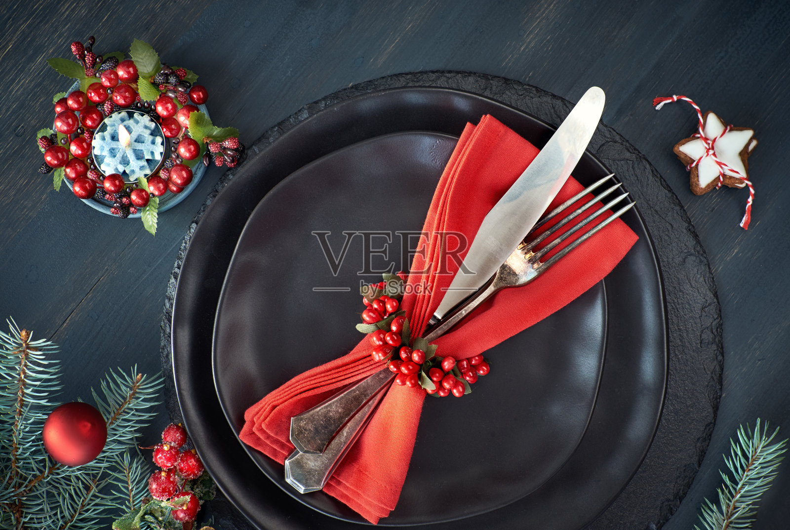 黑色背景的圣诞菜单概念照片摄影图片