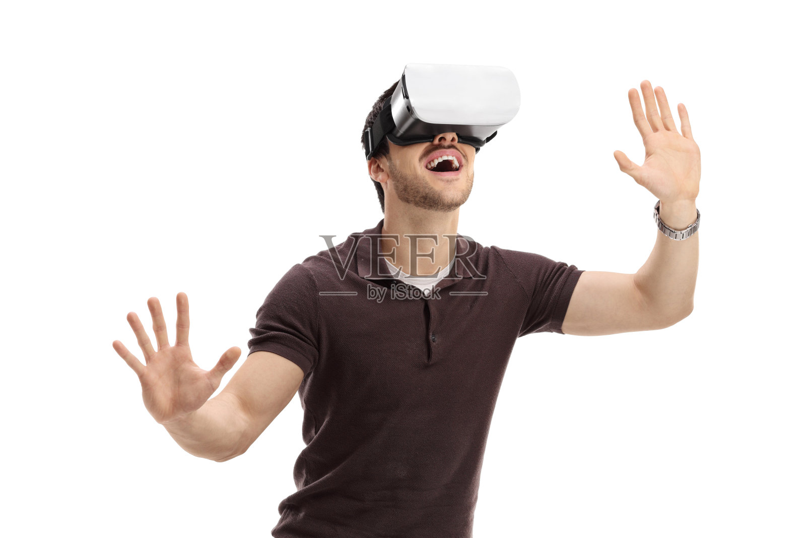 一个使用虚拟现实头盔的人照片摄影图片