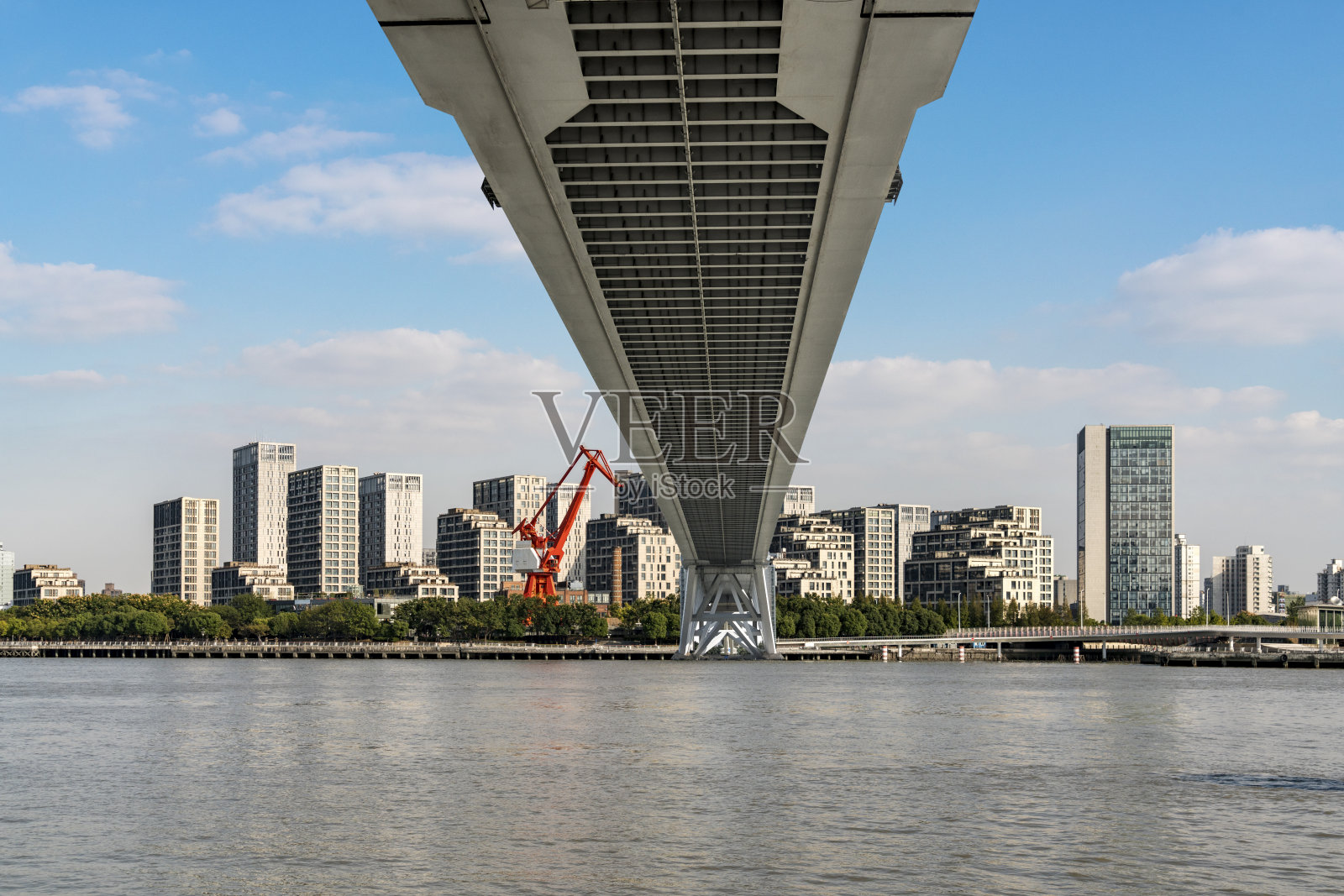 现代城市桥梁照片摄影图片