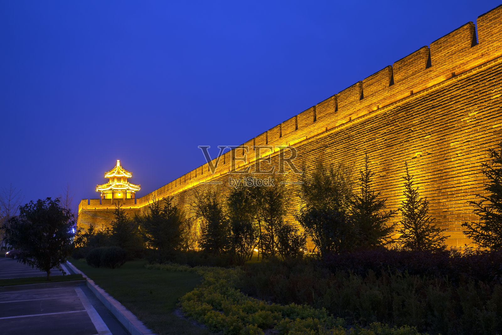 夜在中国传统建筑，江南亭照片摄影图片