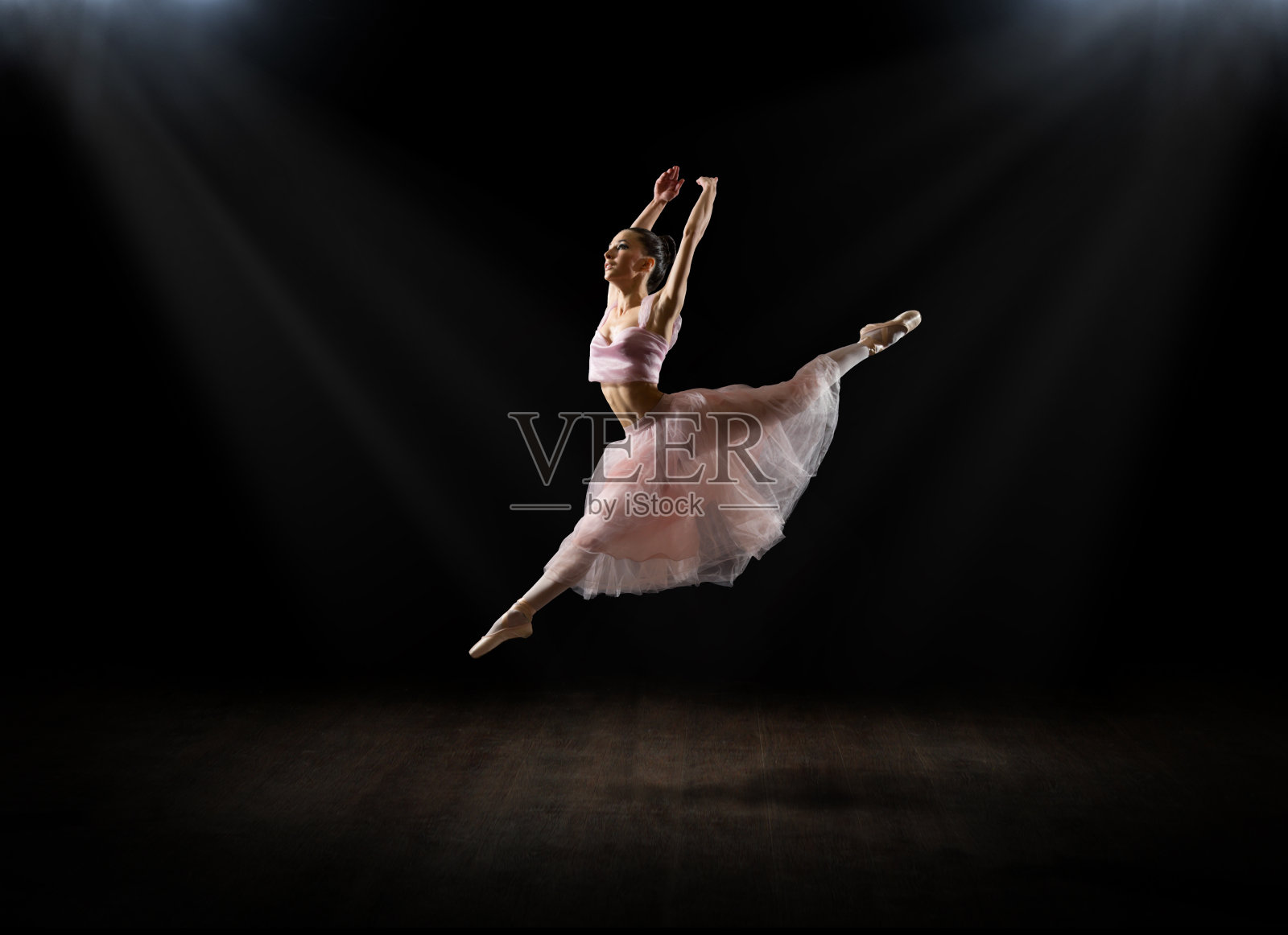 芭蕾舞女演员(室内版)照片摄影图片