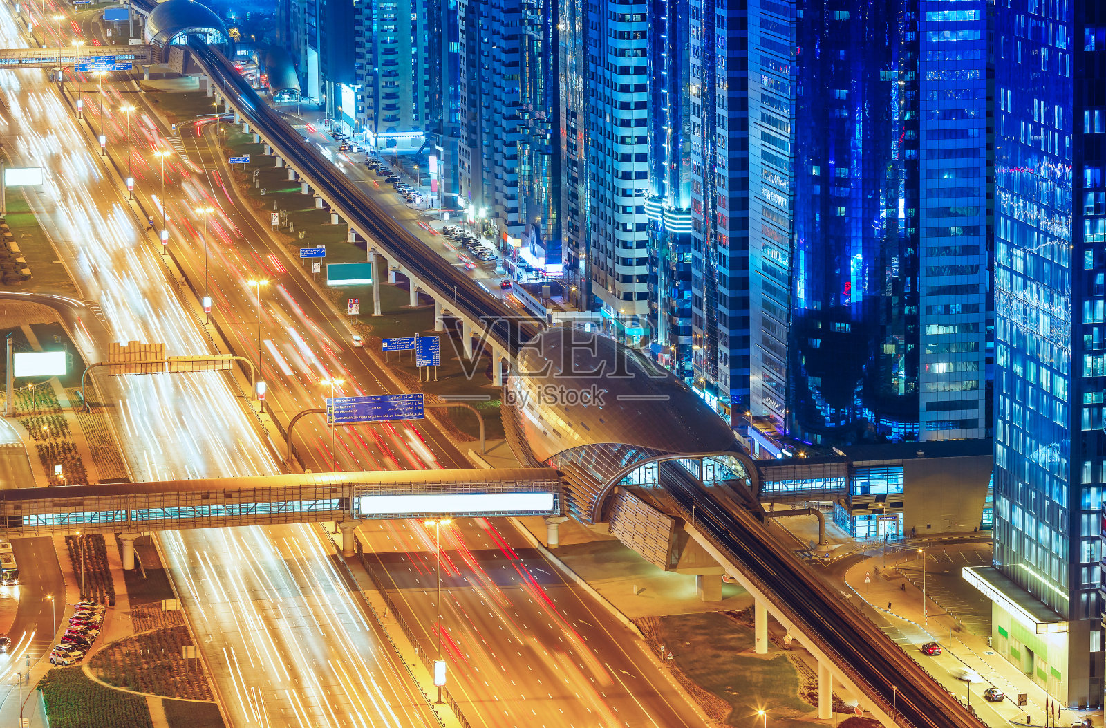 阿联酋迪拜市中心鸟瞰图。艺术旅行和建筑背景。照片摄影图片