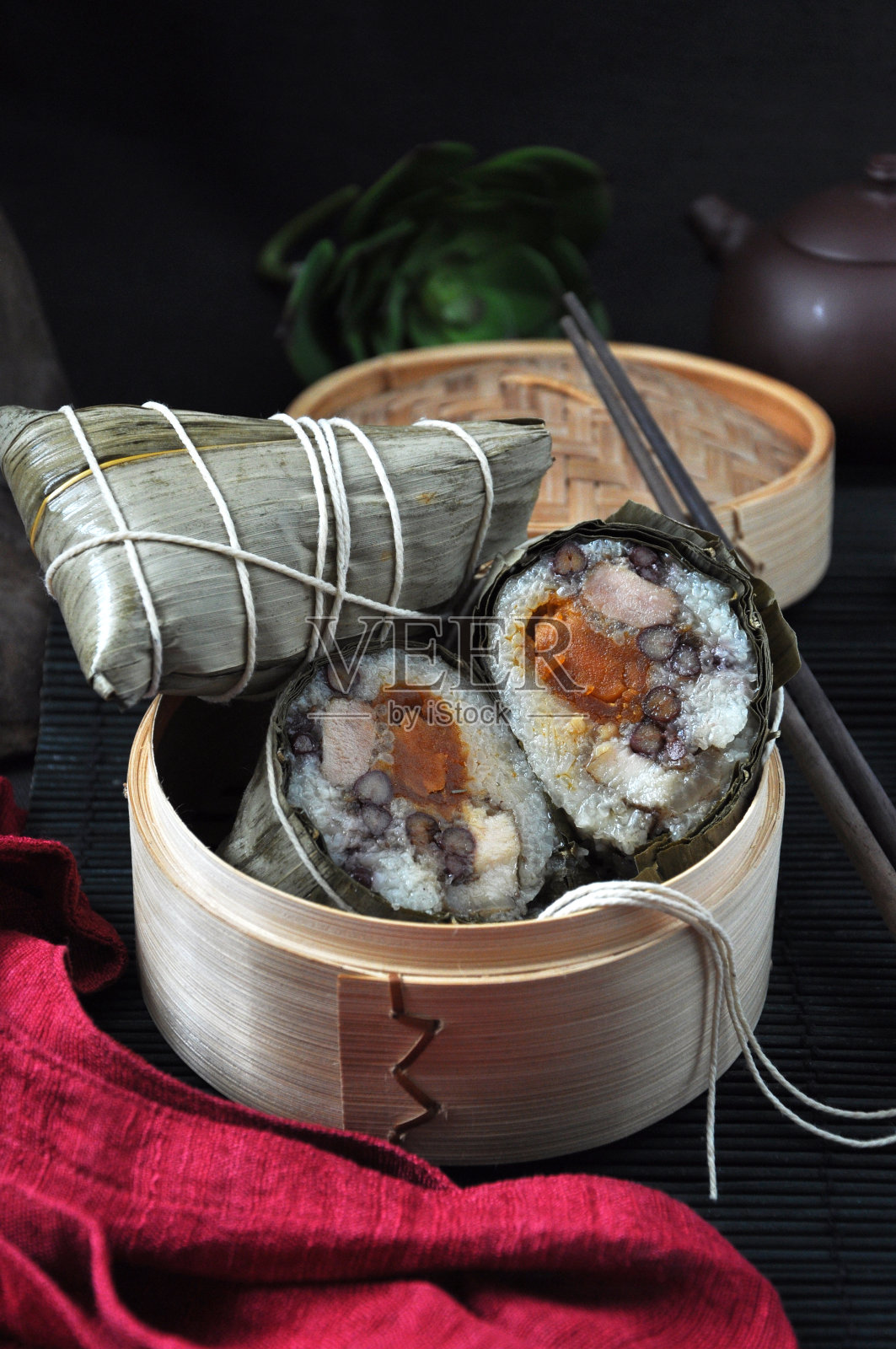 粽子是中国的传统食物照片摄影图片