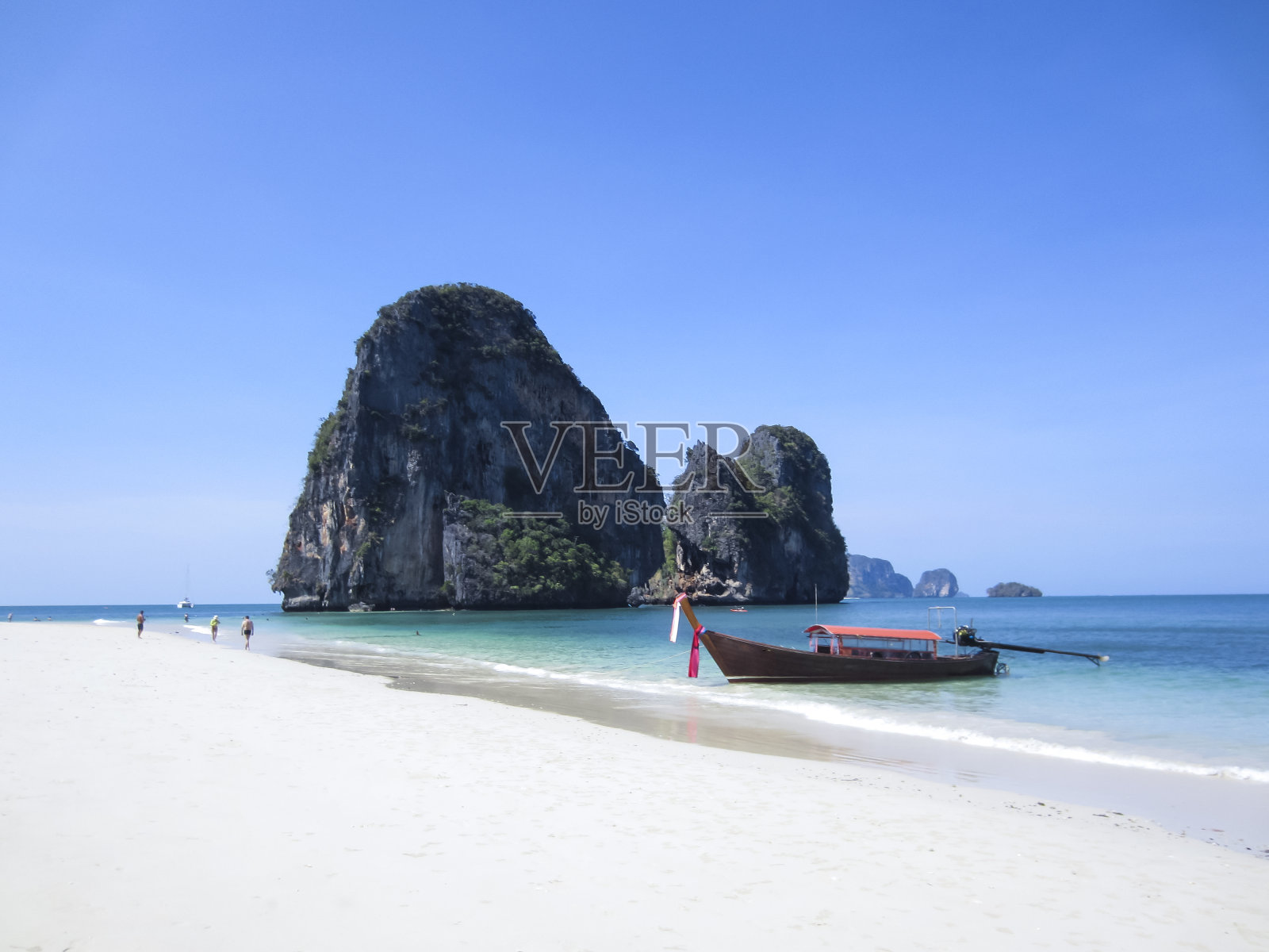 长尾船拉伊海滩甲米泰国照片摄影图片