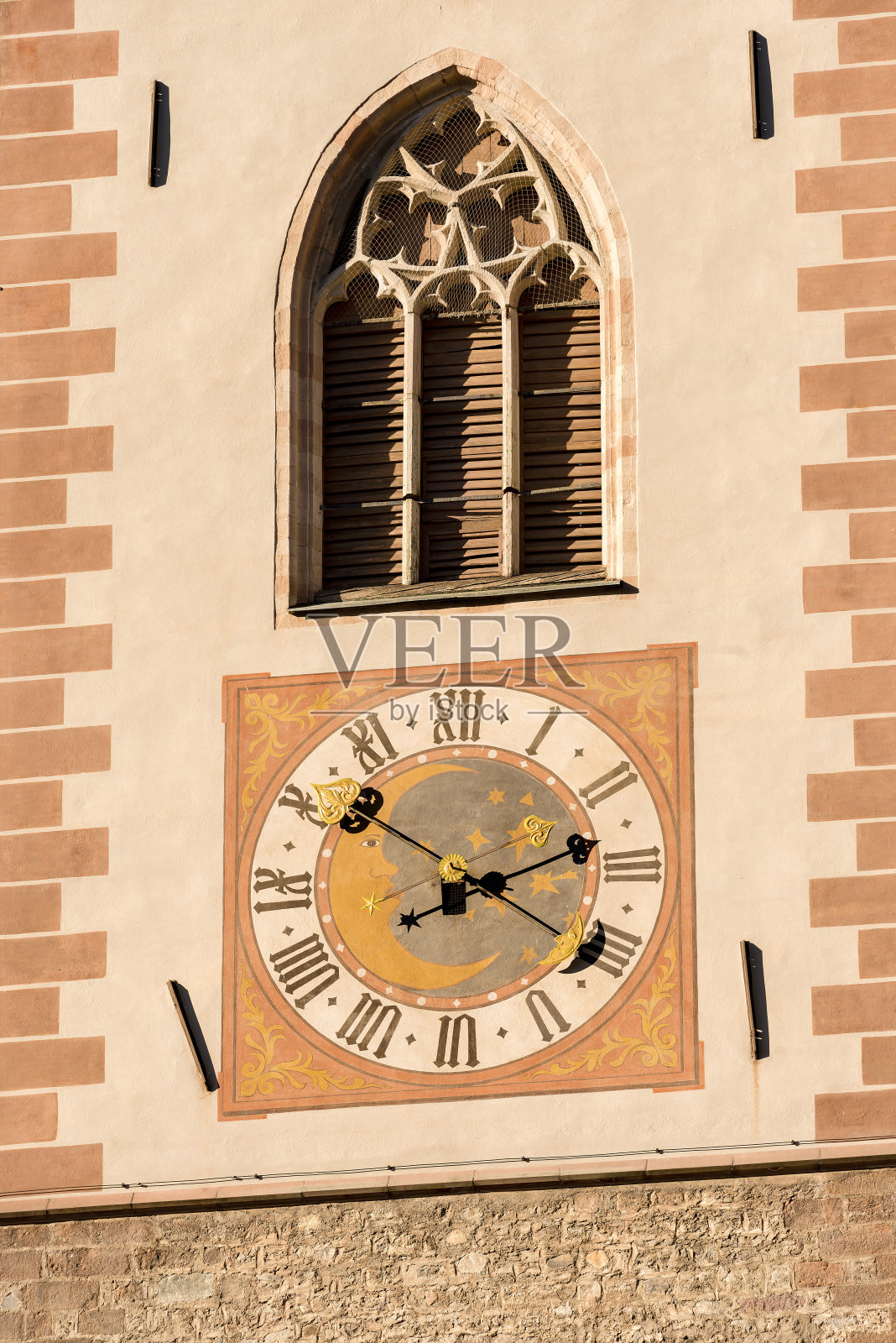 意大利梅拉诺大教堂的钟楼照片摄影图片