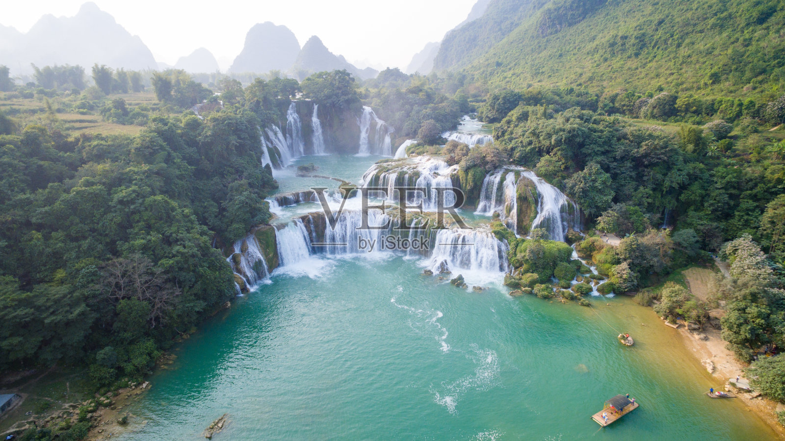 Ban Gioc瀑布高角度视图(从无人机)，越南照片摄影图片