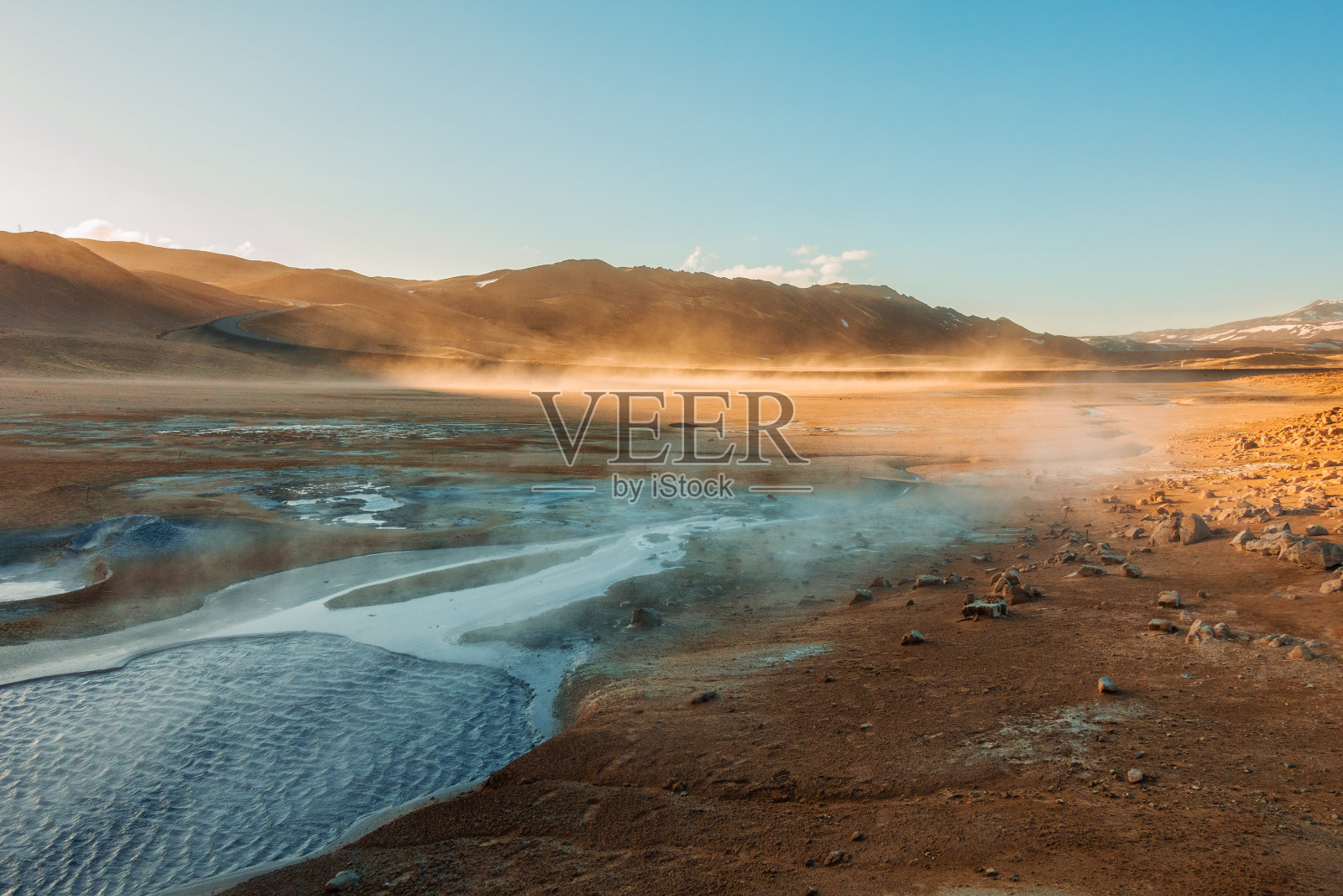 冰岛Hverir地热区照片摄影图片