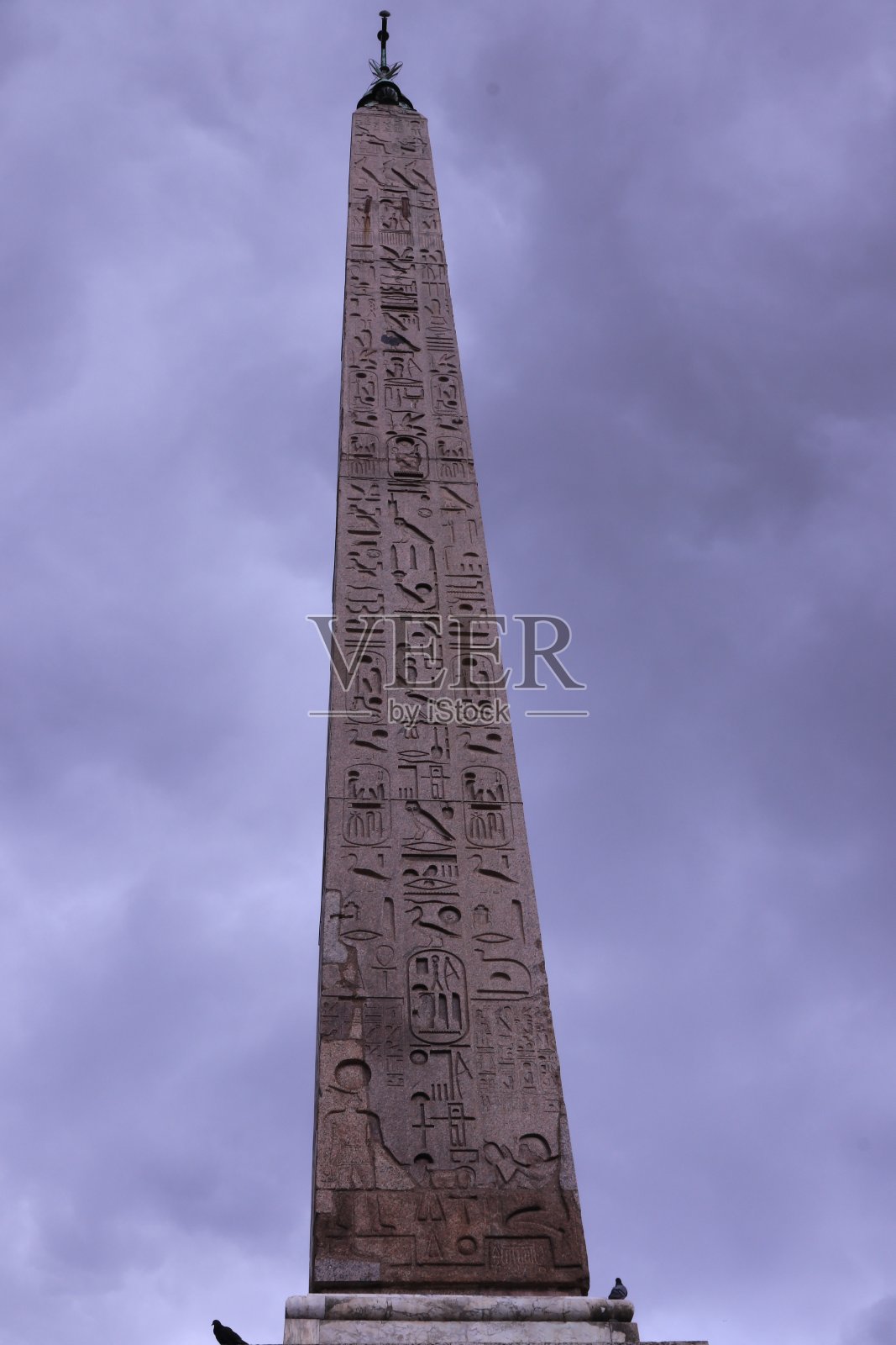 波波罗广场的埃及方尖碑照片摄影图片