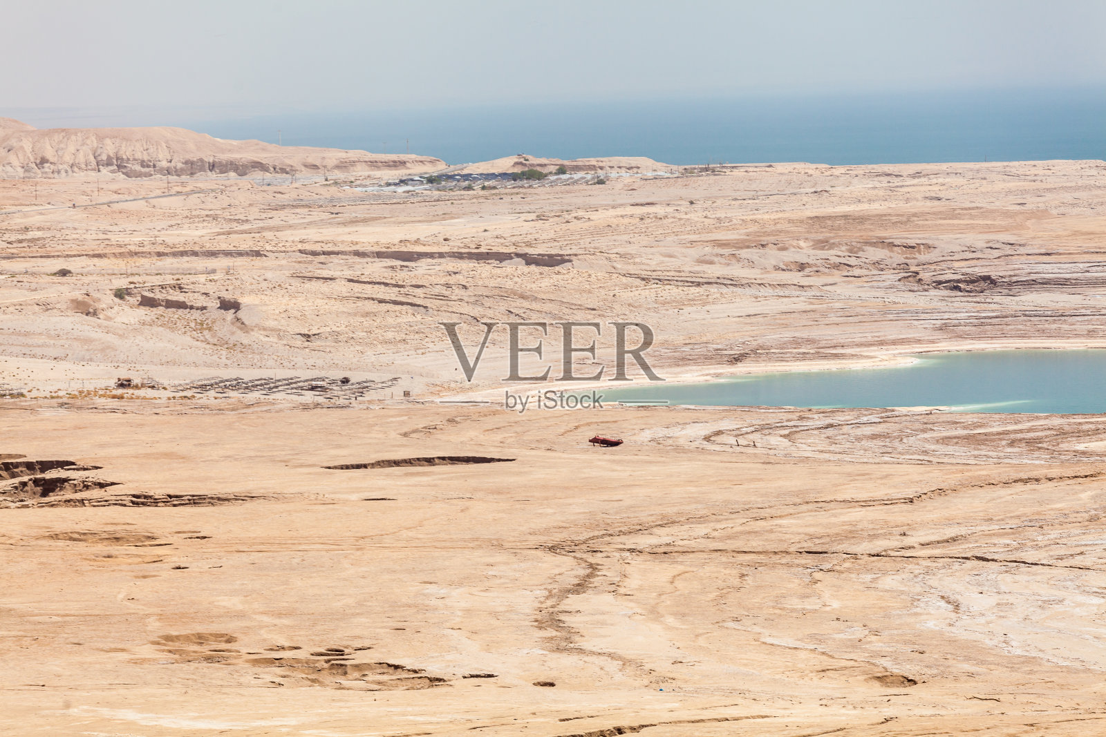 死海的美丽景色。照片摄影图片