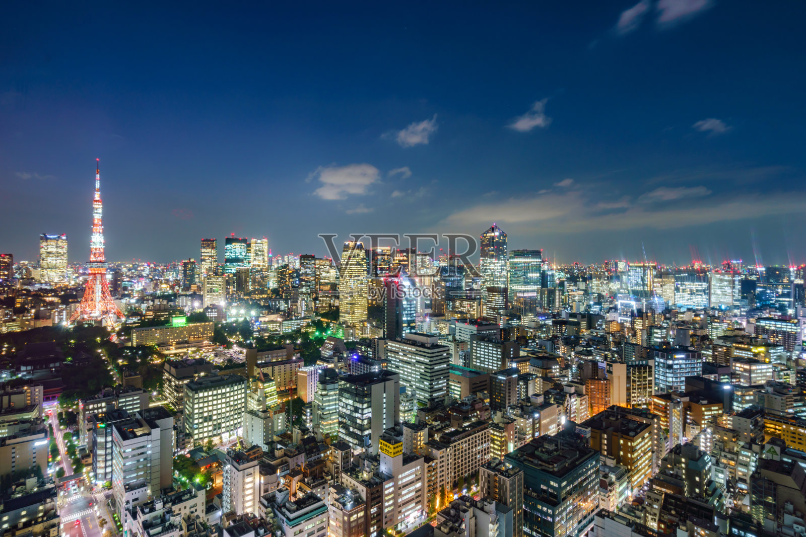 东京塔，日本天际线照片摄影图片