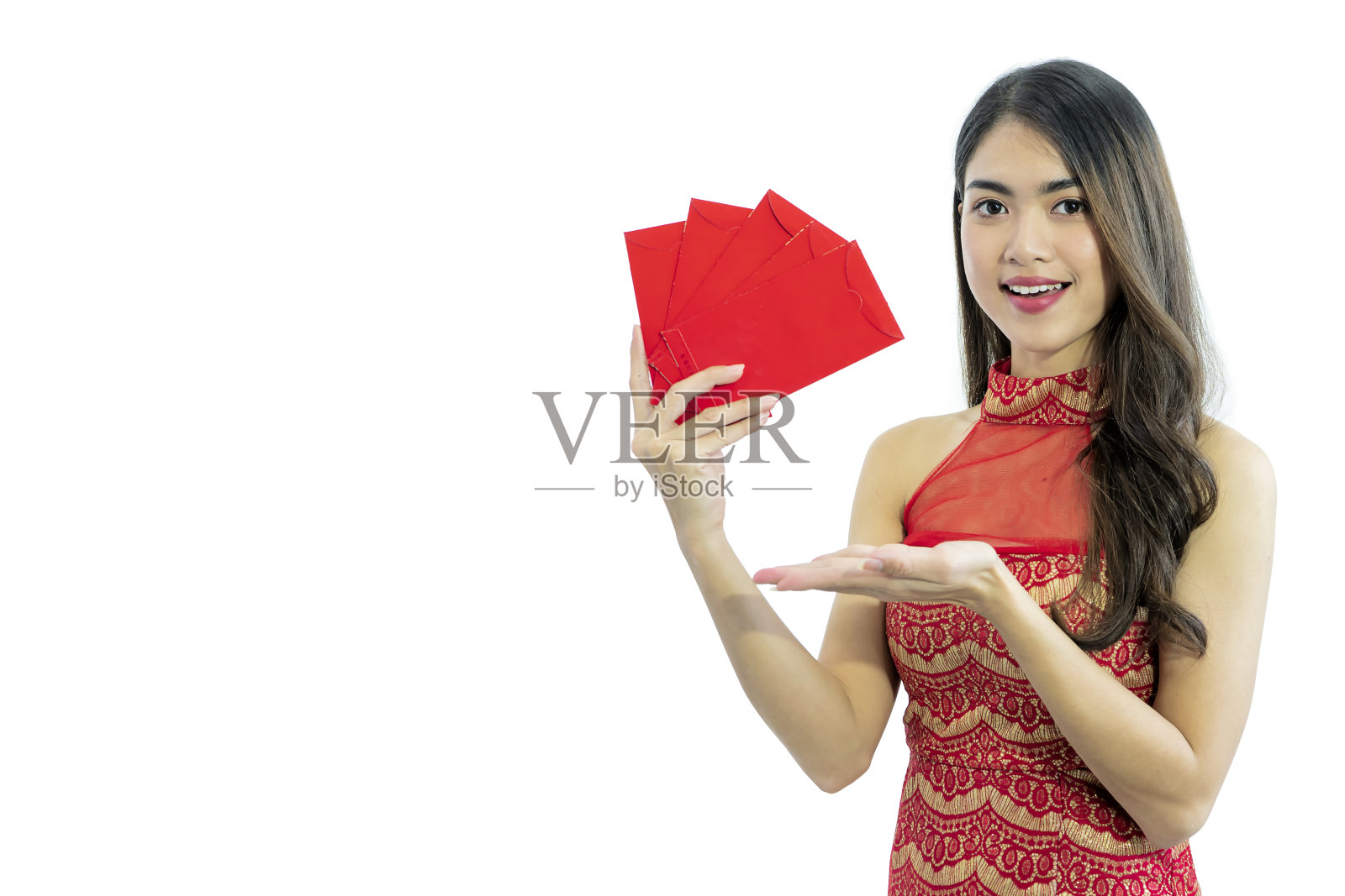 可爱的亚洲女人穿着红色旗袍照片摄影图片