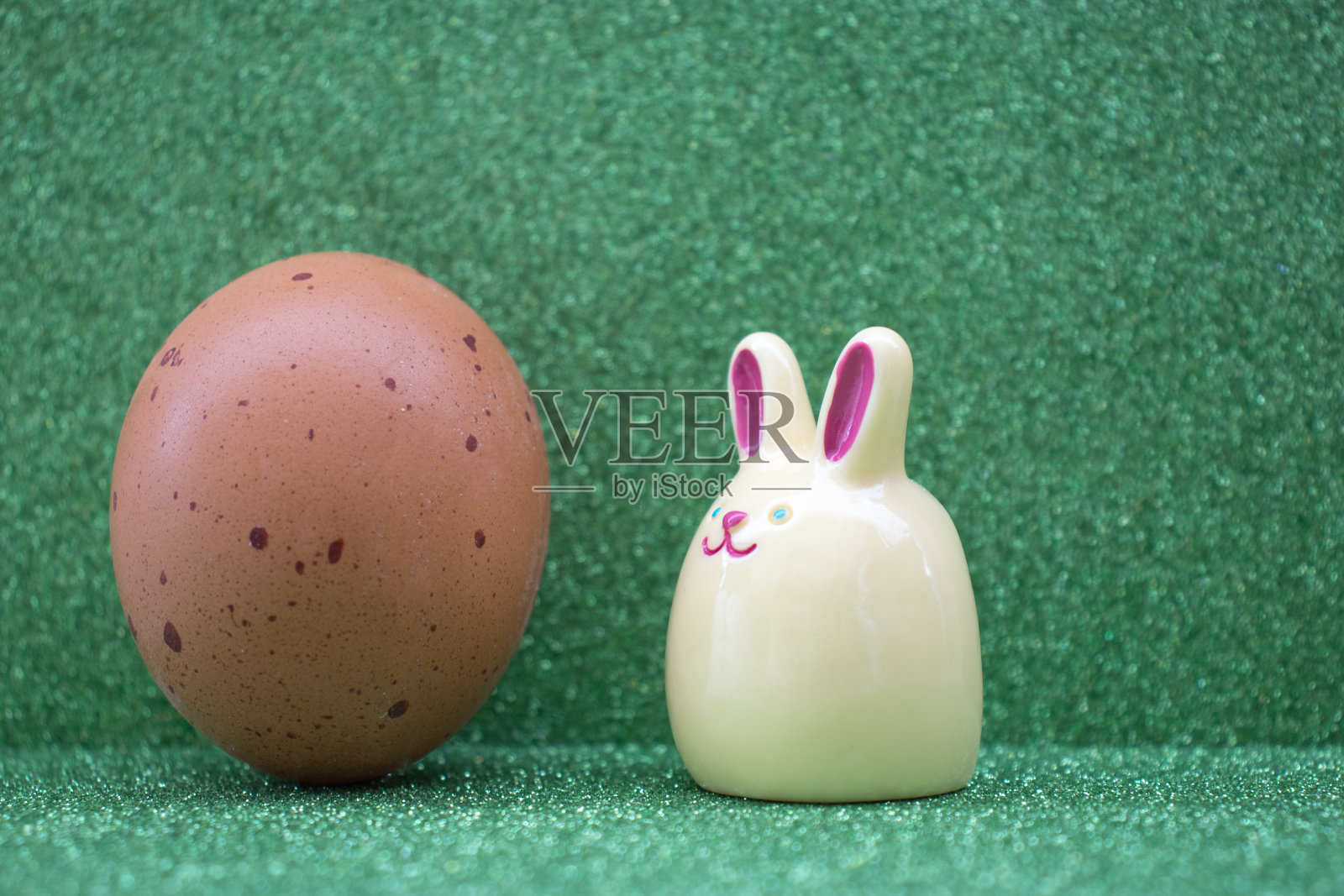复活节兔子和彩蛋背景照片摄影图片