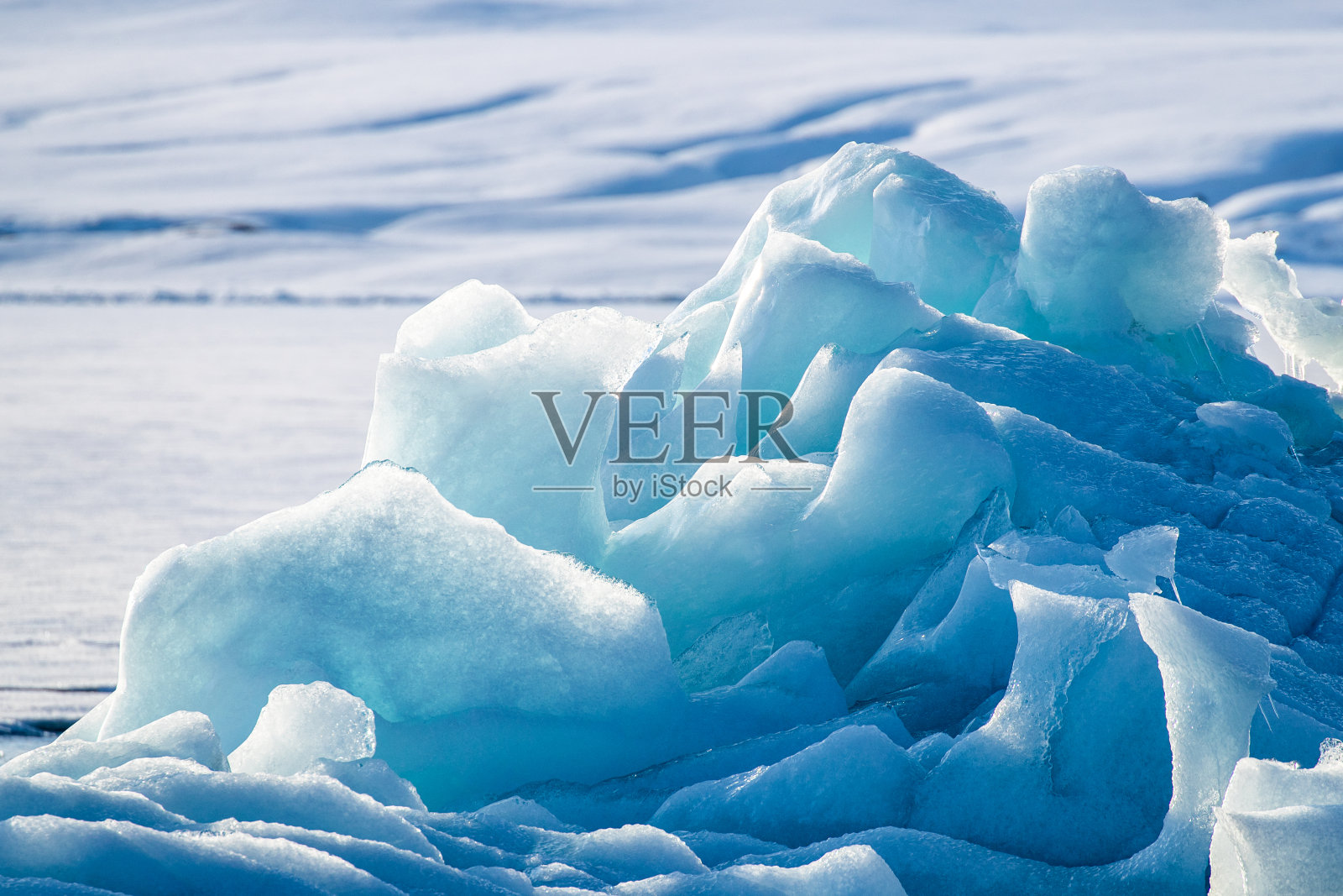 蓝色冰川冰山细节照片摄影图片