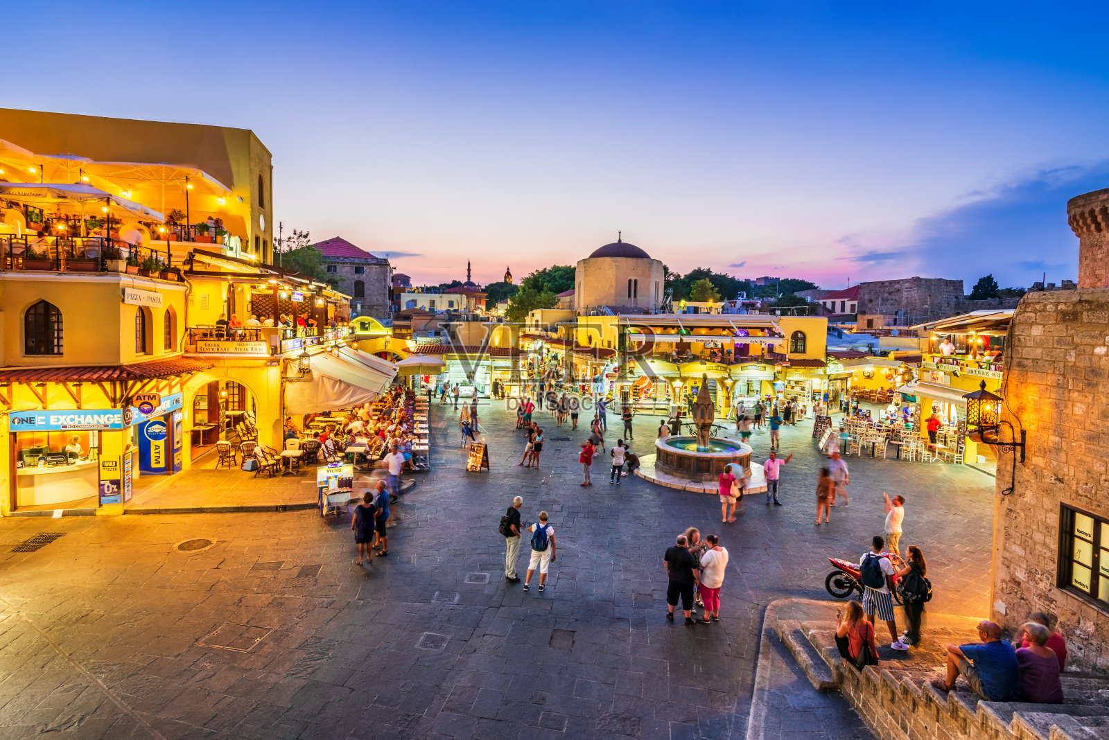 罗兹，希腊-希波克拉底广场，希腊群岛。照片摄影图片