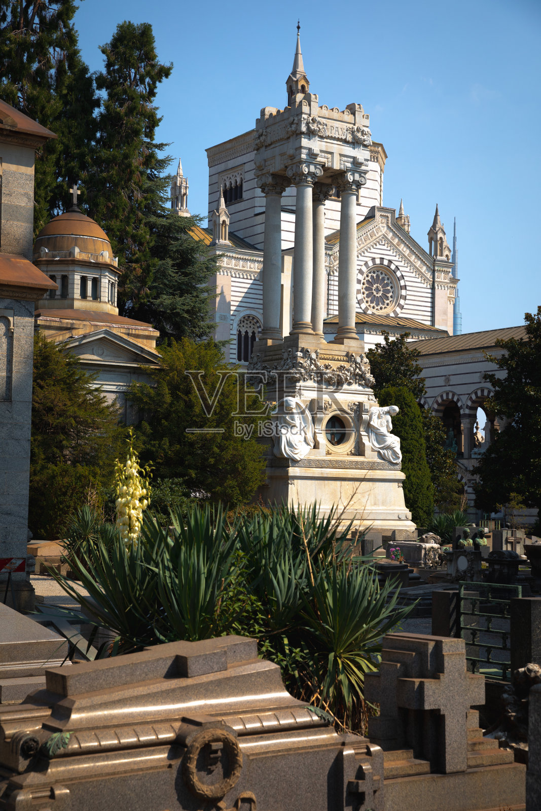 米兰纪念碑公墓，意大利米兰照片摄影图片